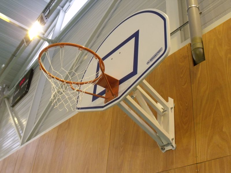 BÂTI DE BUT DE BASKET MURAL - DÉPORT 0.6M - HAUTEUR DE CERCLE