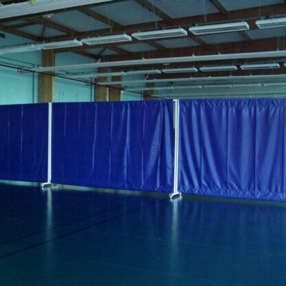 CLOISON MOBILE DE SÉPARATION – 4M (L) x 2.5M (H) - PVC ROUGE – Image 2