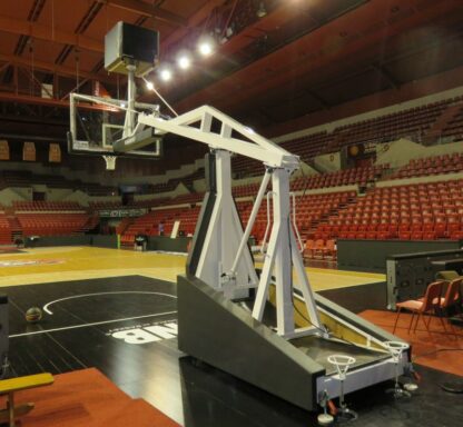 BUT BASKET HAUTE COMPÉTITION - D3.25M - PANNEAU VERRE TREMPÉ ET SUPPORT AFFICHEUR - HOMOLOGUÉ FIBA - NIVEAU 1 – Image 4