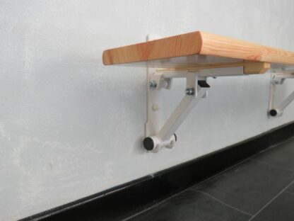 BANC RABATTABLE – SAPIN LAMELLÉ COLLÉ – FIXATION MUR – Image 4