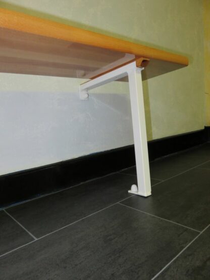 BANC VESTIAIRE - HÊTRE LAMELLÉ COLLÉ  - FIXATION MUR/SOL – Image 2