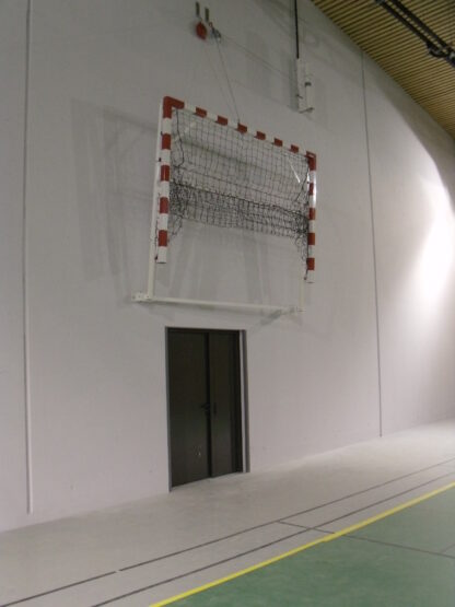 BUT DE HAND 3X2M - FACADE ALUMINIUM RELEVABLE - CAGE ARRIERE ACIER - BICOLORE ROUGE / BLANC – Image 2