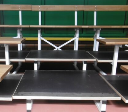 ESCALIER POUR GRADIN 3 RANGS SANS CONTRE MARCHE