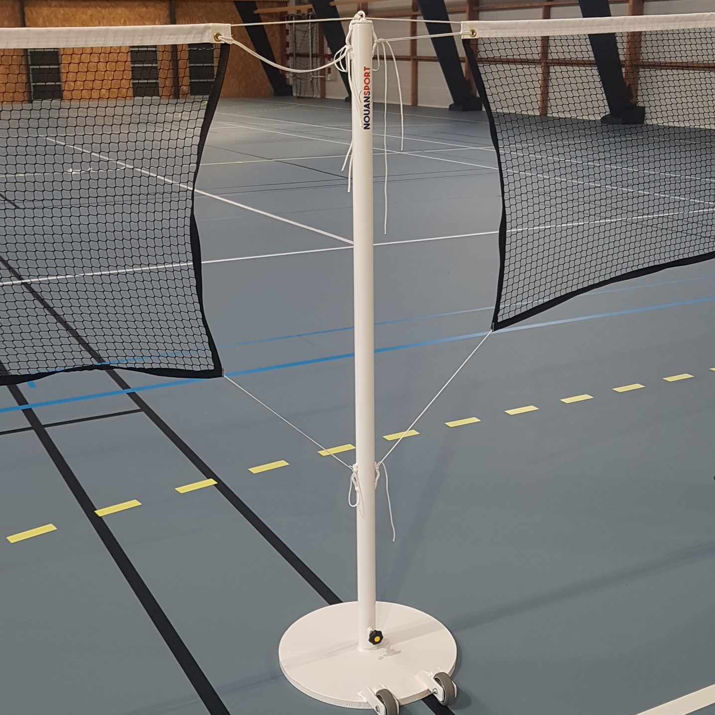 POTELET SUPPORT FILET RÉGLABLE EN HAUTEUR USAGES : BADMINTON ET VOLLEY -  SCOLAIRE