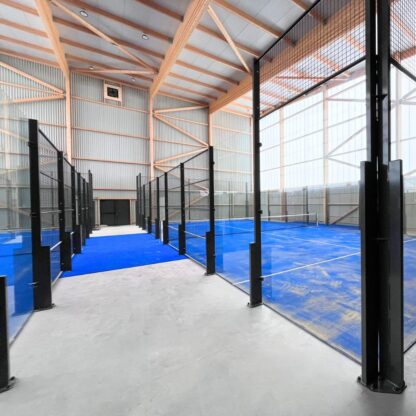 PISTE DE PADEL INTÉRIEURE - SUR PLATINE