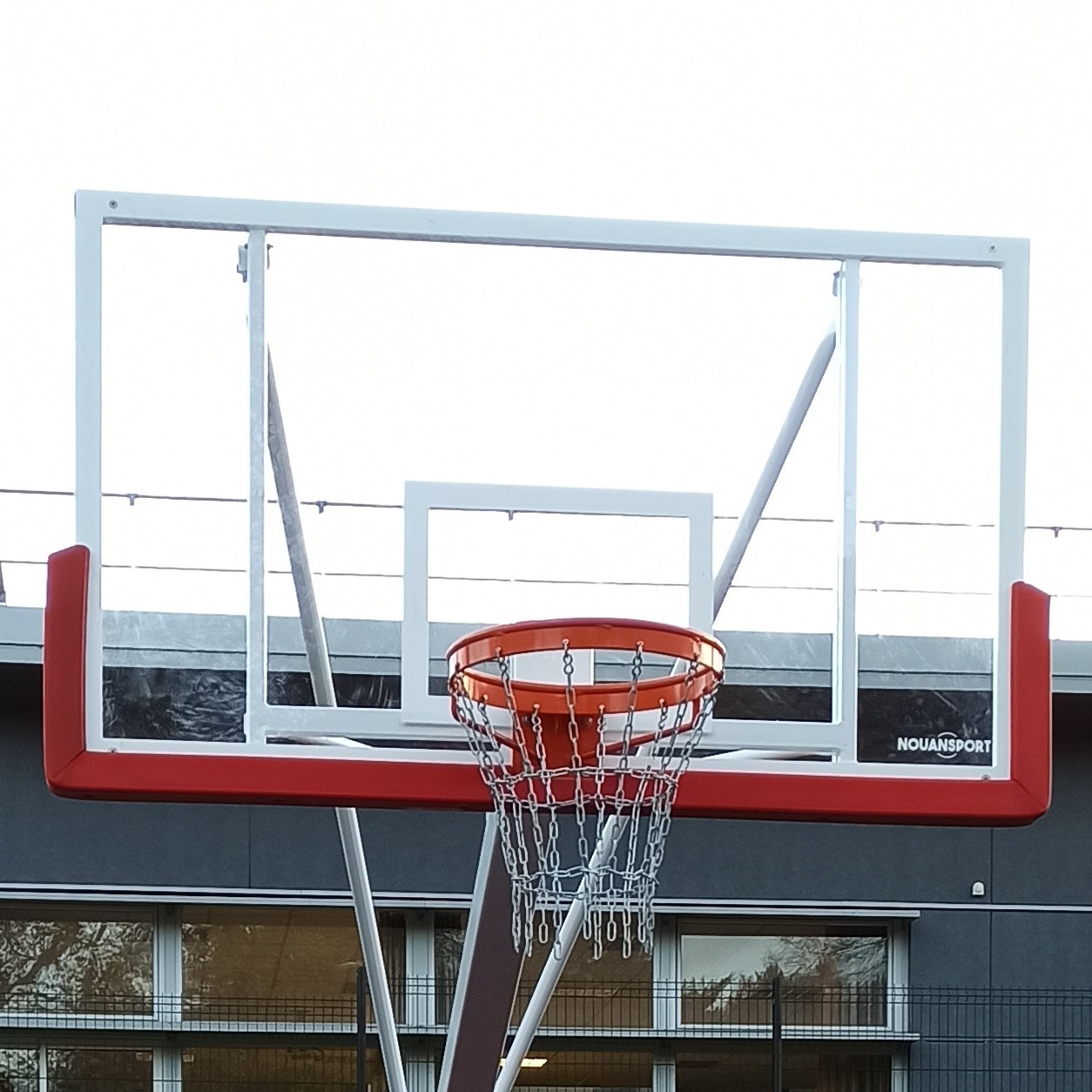 PANNEAU MÉTHACRYLATE 180 X 105 CM - IMPRESSION RÉSISTANTE EN EXTÉRIEUR - SUR CADRE GALVANISÉ BRUT – AVEC BOULONNERIE